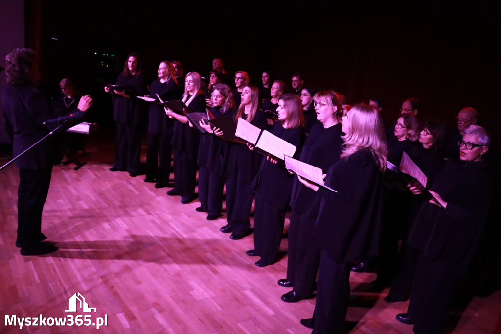 Fotorelacja I: XIV Międzynarodowy Festiwal Chóralnej Pieśni Maryjnej w Koziegłowach