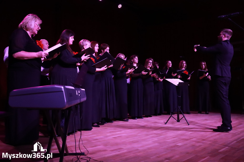 Fotorelacja I: XIV Międzynarodowy Festiwal Chóralnej Pieśni Maryjnej w Koziegłowach