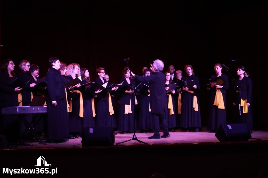 Fotorelacja I: XIV Międzynarodowy Festiwal Chóralnej Pieśni Maryjnej w Koziegłowach