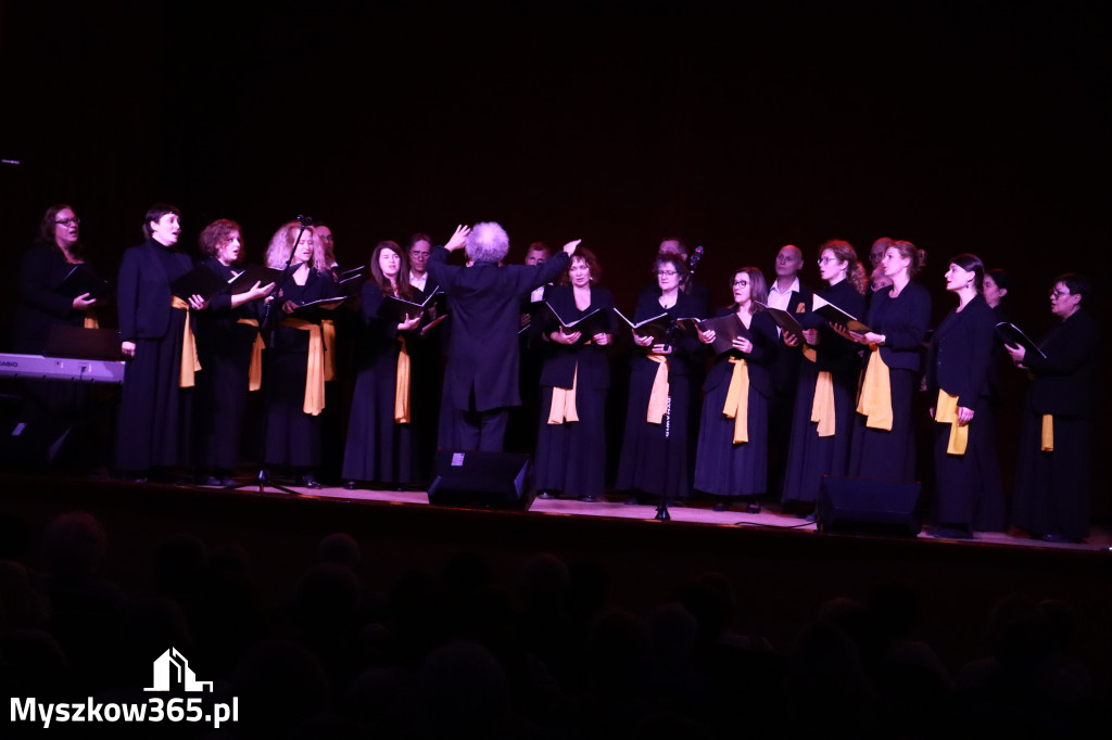 Fotorelacja I: XIV Międzynarodowy Festiwal Chóralnej Pieśni Maryjnej w Koziegłowach