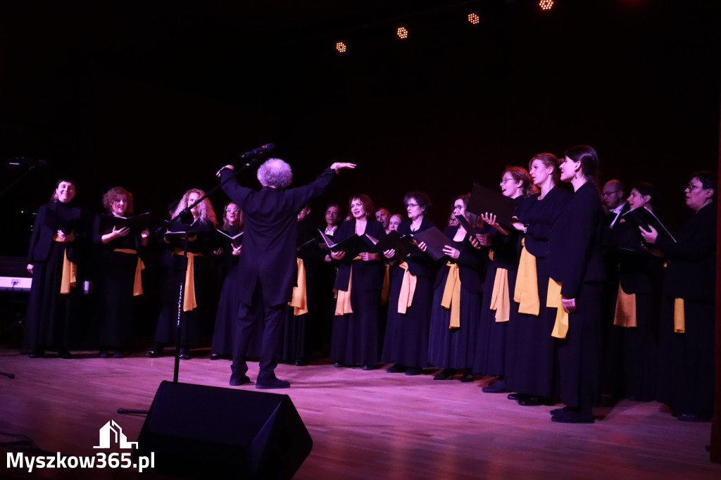 Fotorelacja I: XIV Międzynarodowy Festiwal Chóralnej Pieśni Maryjnej w Koziegłowach