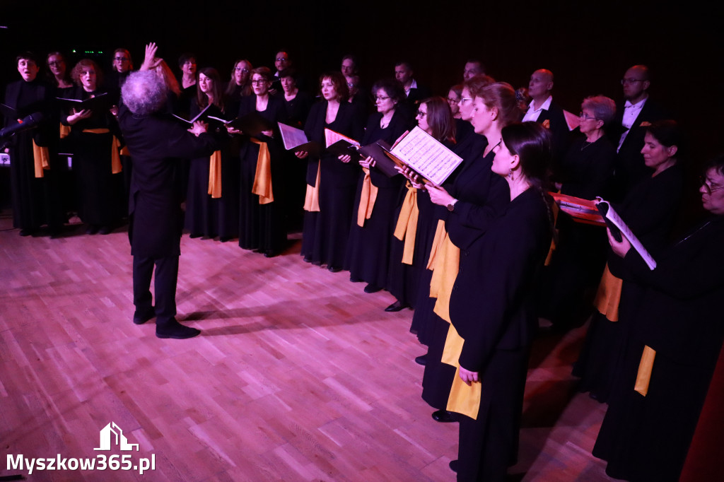 Fotorelacja I: XIV Międzynarodowy Festiwal Chóralnej Pieśni Maryjnej w Koziegłowach