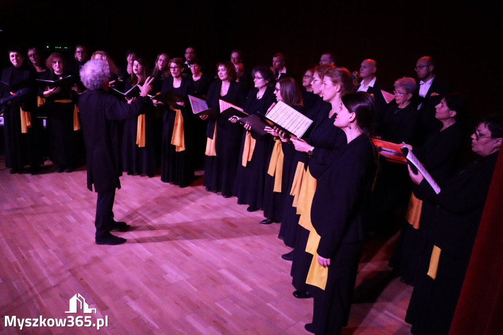Fotorelacja I: XIV Międzynarodowy Festiwal Chóralnej Pieśni Maryjnej w Koziegłowach