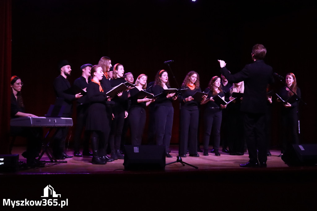 Fotorelacja I: XIV Międzynarodowy Festiwal Chóralnej Pieśni Maryjnej w Koziegłowach