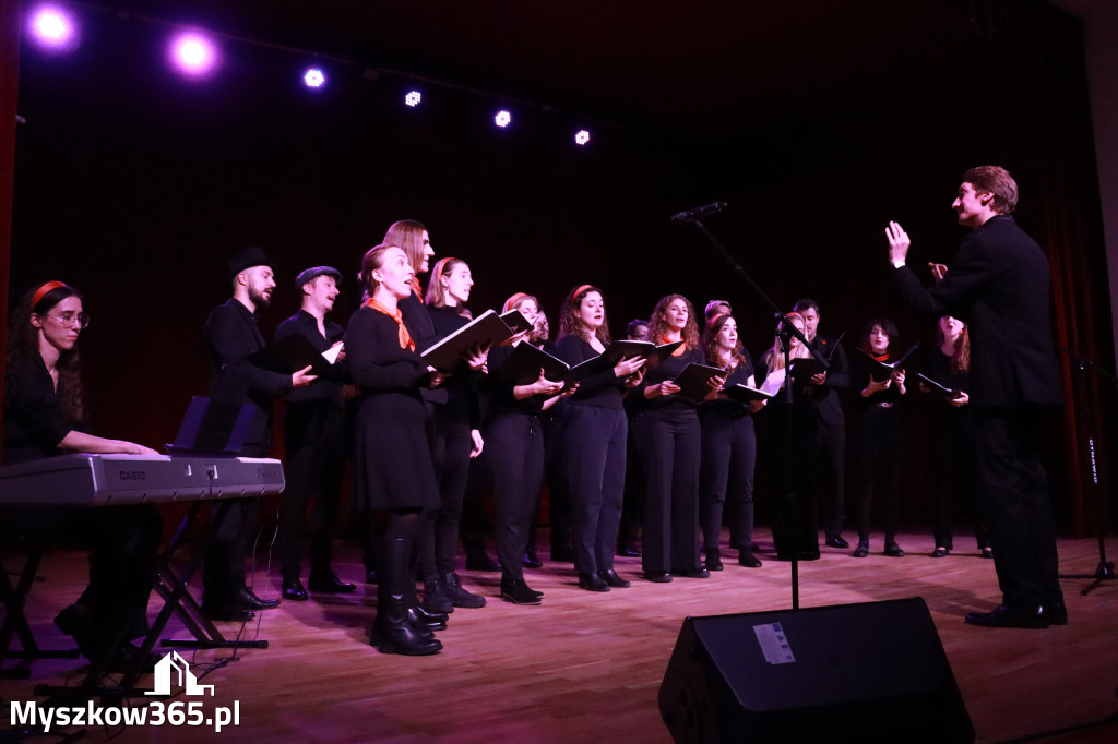 Fotorelacja I: XIV Międzynarodowy Festiwal Chóralnej Pieśni Maryjnej w Koziegłowach