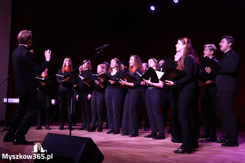 Fotorelacja I: XIV Międzynarodowy Festiwal Chóralnej Pieśni Maryjnej w Koziegłowach