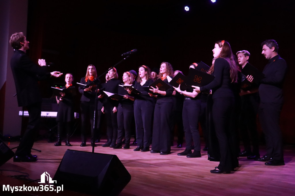 Fotorelacja I: XIV Międzynarodowy Festiwal Chóralnej Pieśni Maryjnej w Koziegłowach