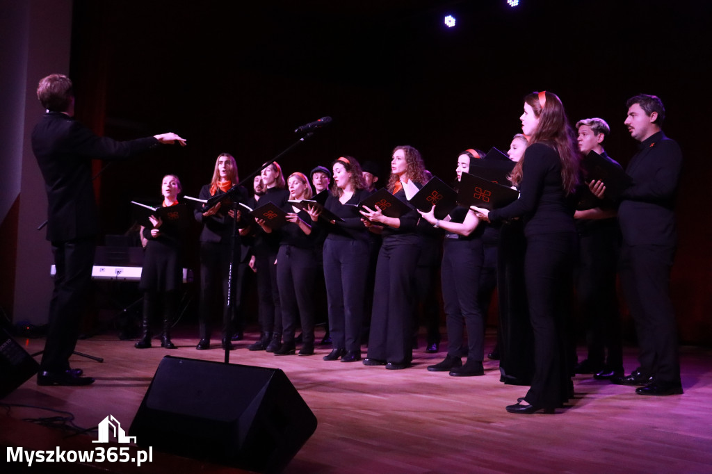 Fotorelacja I: XIV Międzynarodowy Festiwal Chóralnej Pieśni Maryjnej w Koziegłowach