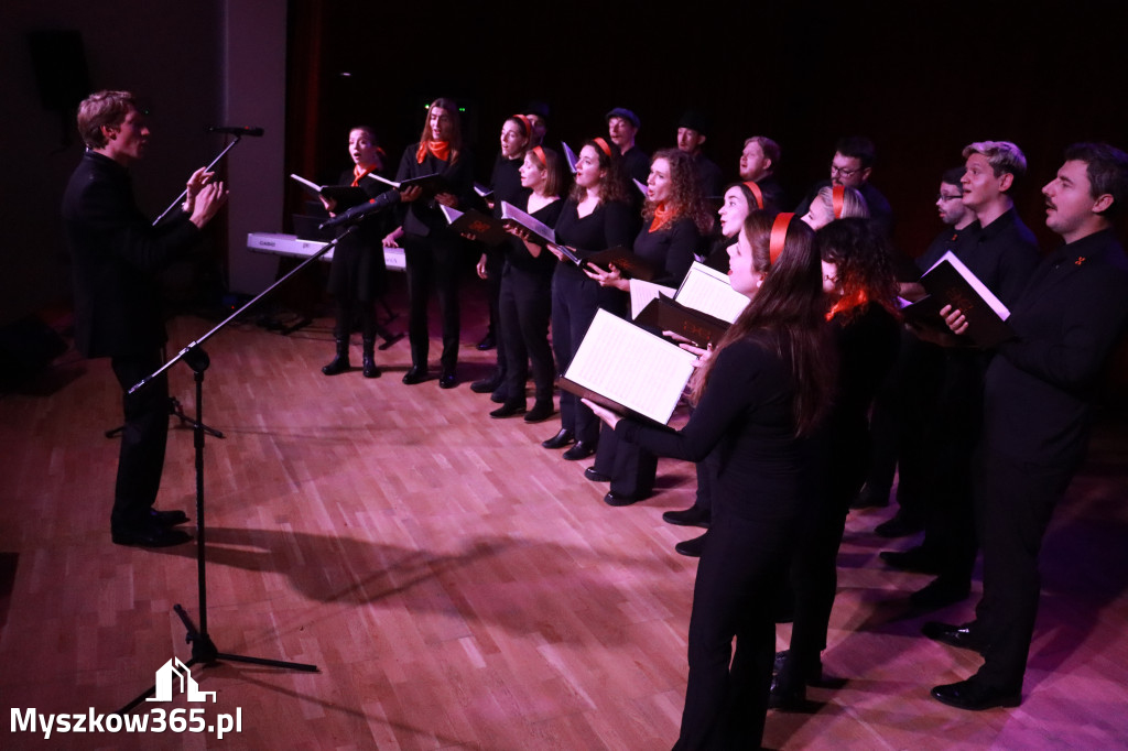 Fotorelacja I: XIV Międzynarodowy Festiwal Chóralnej Pieśni Maryjnej w Koziegłowach