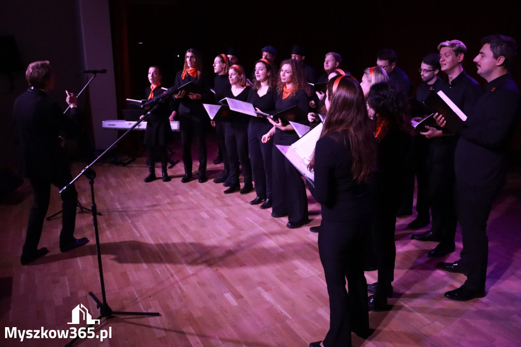 Fotorelacja I: XIV Międzynarodowy Festiwal Chóralnej Pieśni Maryjnej w Koziegłowach