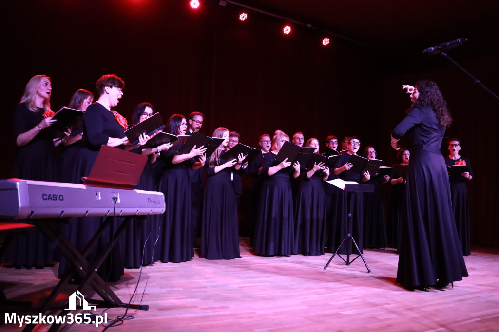 Fotorelacja I: XIV Międzynarodowy Festiwal Chóralnej Pieśni Maryjnej w Koziegłowach