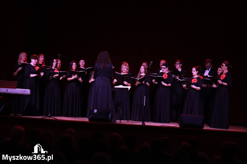 Fotorelacja I: XIV Międzynarodowy Festiwal Chóralnej Pieśni Maryjnej w Koziegłowach