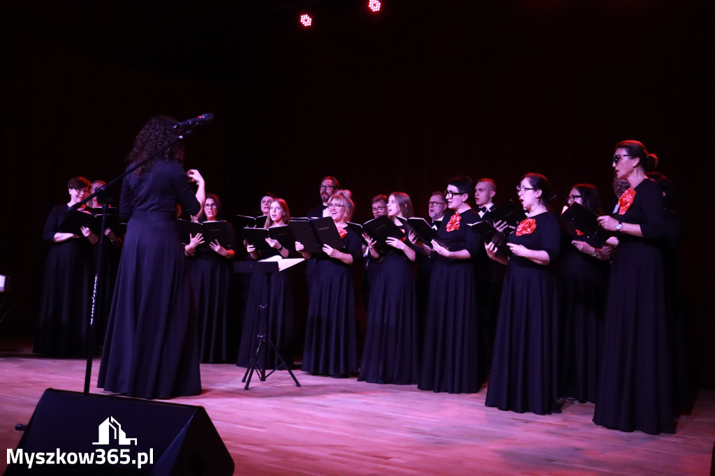 Fotorelacja I: XIV Międzynarodowy Festiwal Chóralnej Pieśni Maryjnej w Koziegłowach