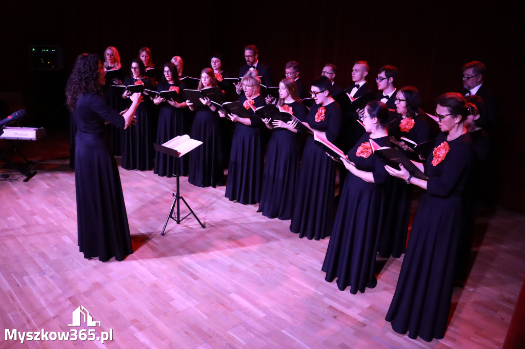 Fotorelacja I: XIV Międzynarodowy Festiwal Chóralnej Pieśni Maryjnej w Koziegłowach