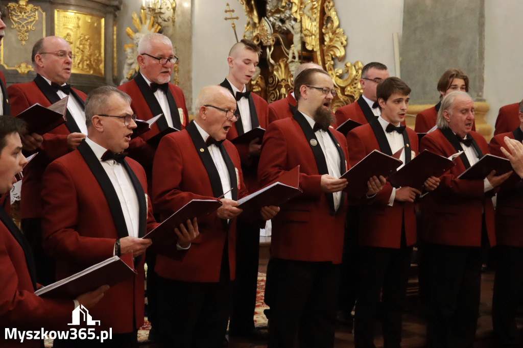 Fotorelacja II: XIV Międzynarodowy Festiwal Chóralnej Pieśni Maryjnej w Koziegłowach