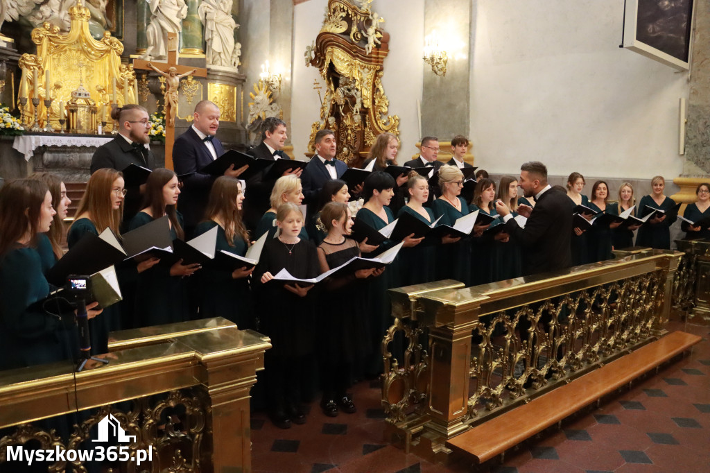 Fotorelacja II: XIV Międzynarodowy Festiwal Chóralnej Pieśni Maryjnej w Koziegłowach