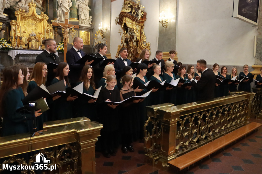 Fotorelacja II: XIV Międzynarodowy Festiwal Chóralnej Pieśni Maryjnej w Koziegłowach