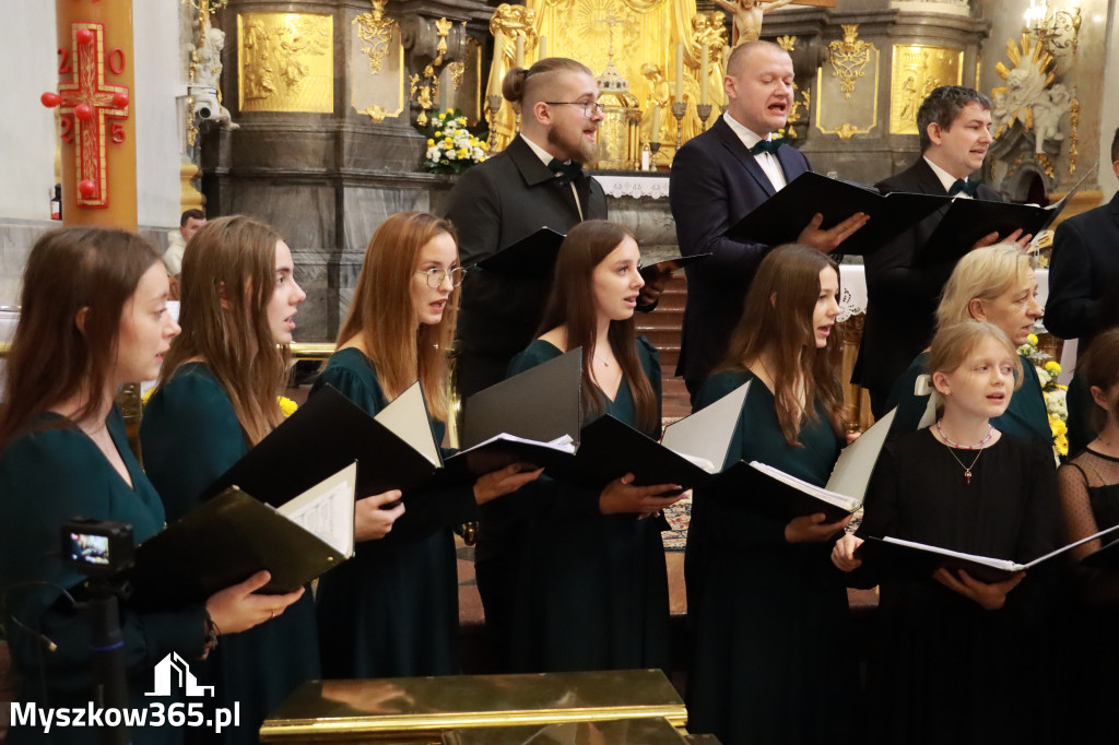 Fotorelacja II: XIV Międzynarodowy Festiwal Chóralnej Pieśni Maryjnej w Koziegłowach