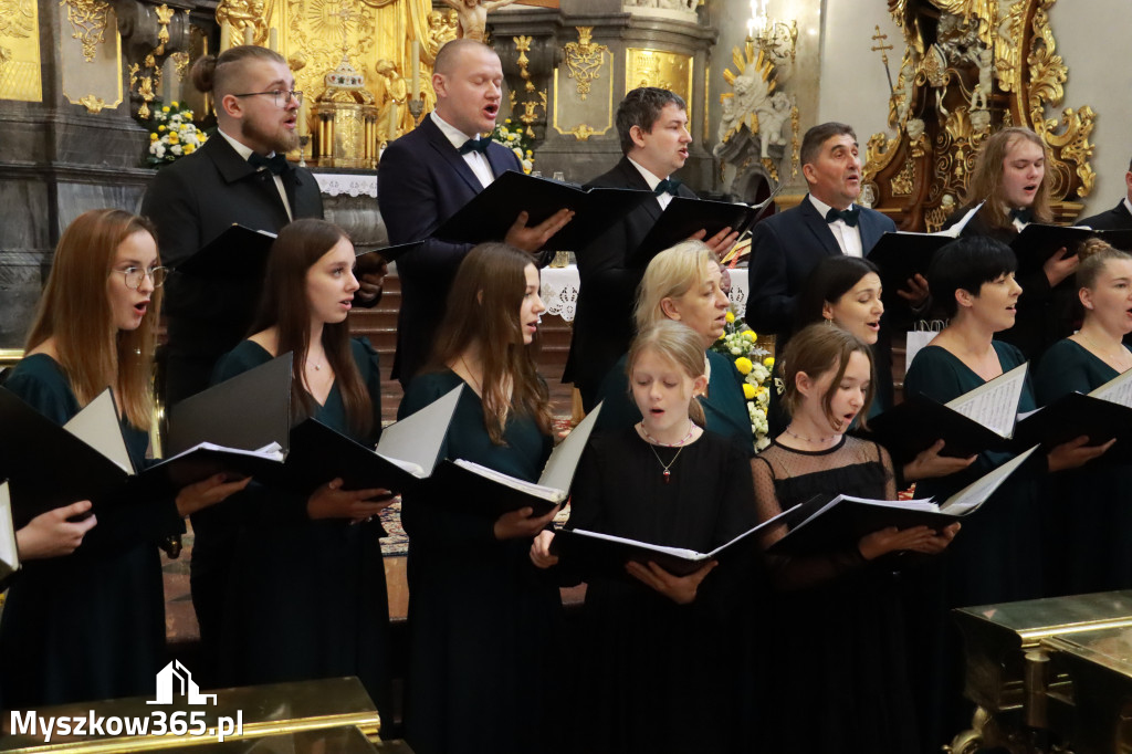 Fotorelacja II: XIV Międzynarodowy Festiwal Chóralnej Pieśni Maryjnej w Koziegłowach