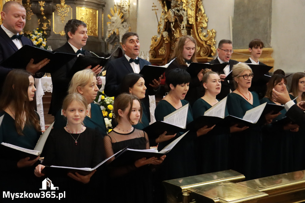 Fotorelacja II: XIV Międzynarodowy Festiwal Chóralnej Pieśni Maryjnej w Koziegłowach