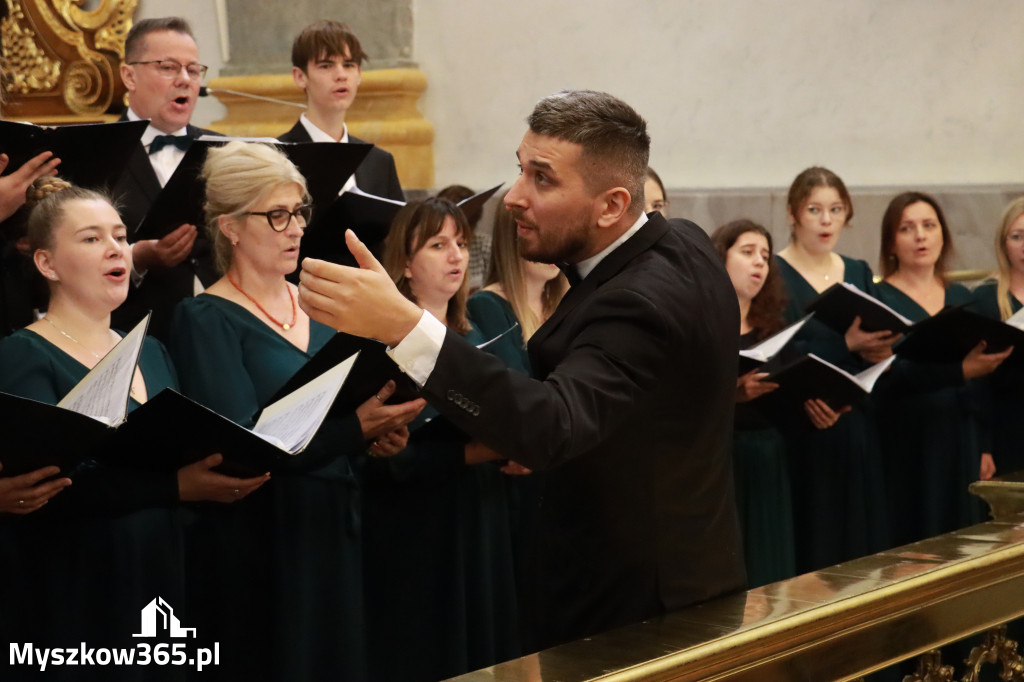 Fotorelacja II: XIV Międzynarodowy Festiwal Chóralnej Pieśni Maryjnej w Koziegłowach