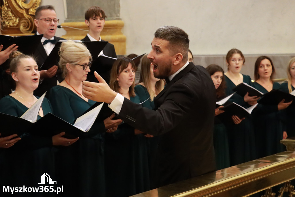 Fotorelacja II: XIV Międzynarodowy Festiwal Chóralnej Pieśni Maryjnej w Koziegłowach