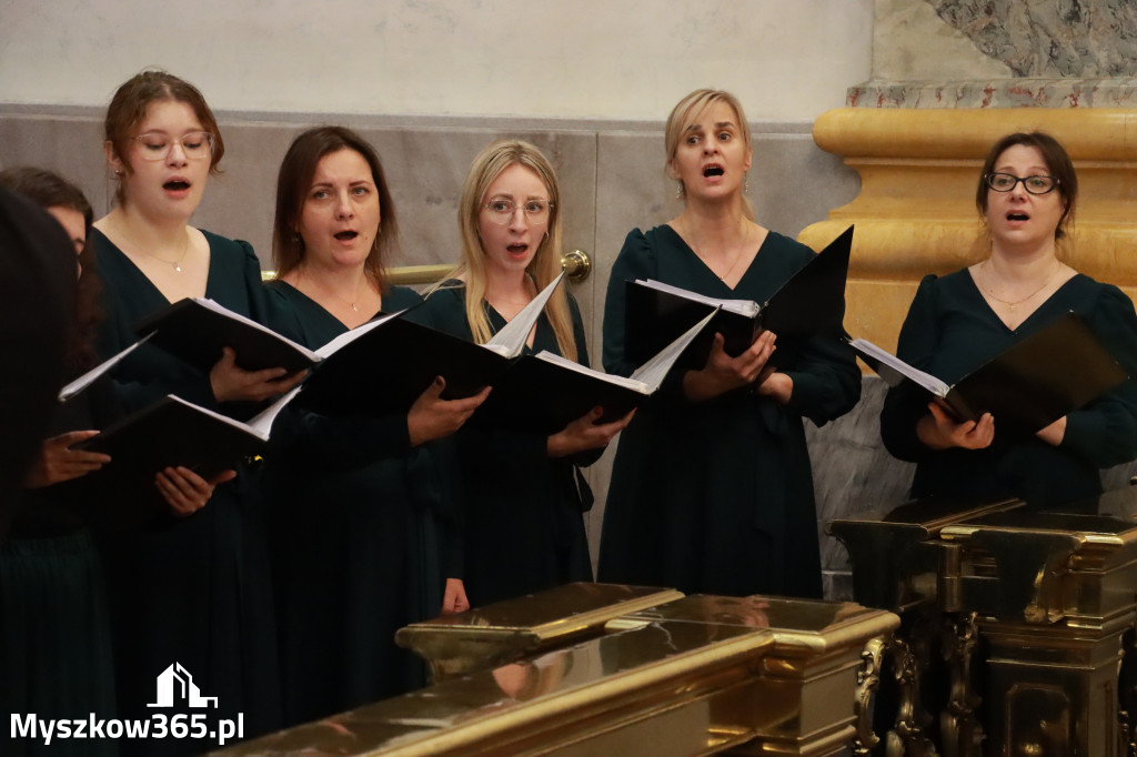 Fotorelacja II: XIV Międzynarodowy Festiwal Chóralnej Pieśni Maryjnej w Koziegłowach