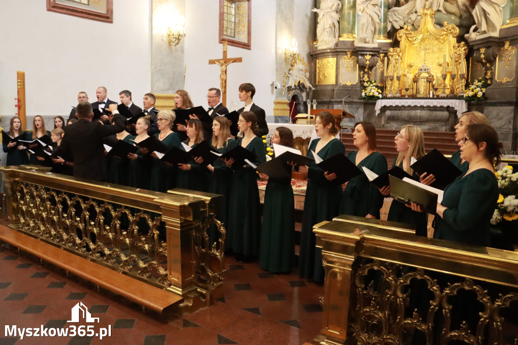 Fotorelacja II: XIV Międzynarodowy Festiwal Chóralnej Pieśni Maryjnej w Koziegłowach