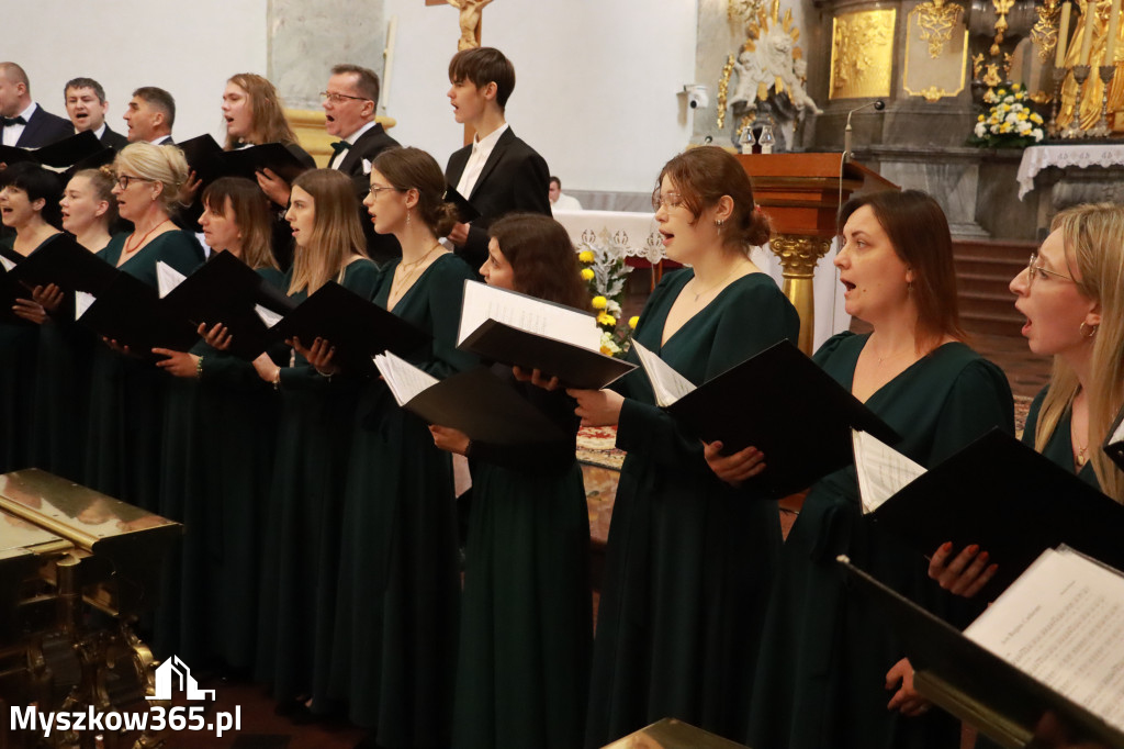 Fotorelacja II: XIV Międzynarodowy Festiwal Chóralnej Pieśni Maryjnej w Koziegłowach