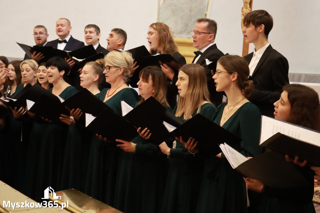 Fotorelacja II: XIV Międzynarodowy Festiwal Chóralnej Pieśni Maryjnej w Koziegłowach