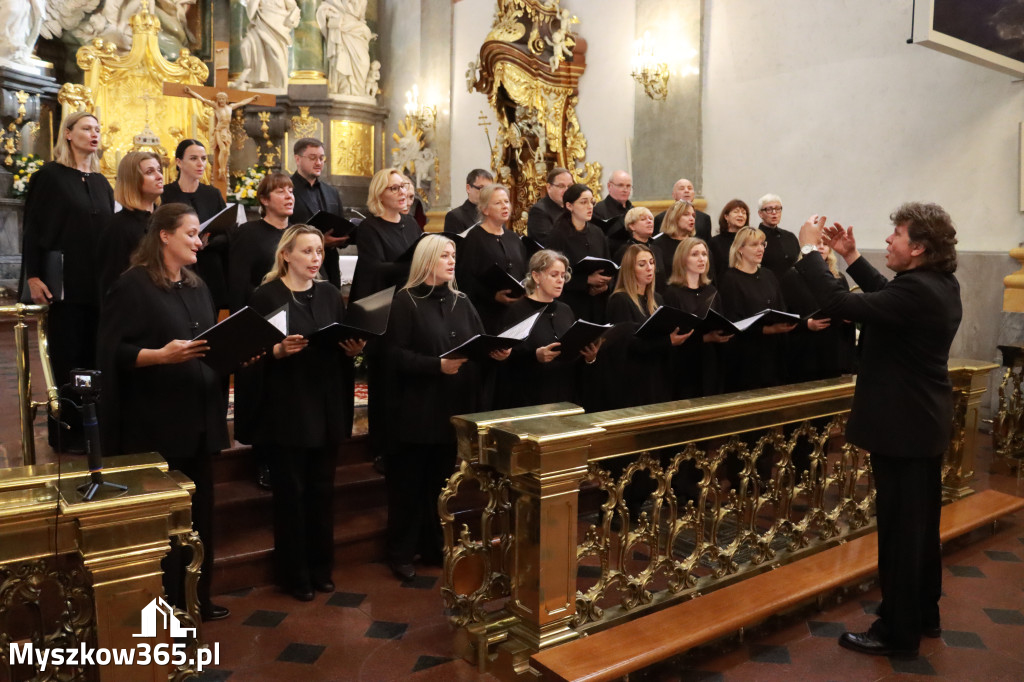 Fotorelacja II: XIV Międzynarodowy Festiwal Chóralnej Pieśni Maryjnej w Koziegłowach