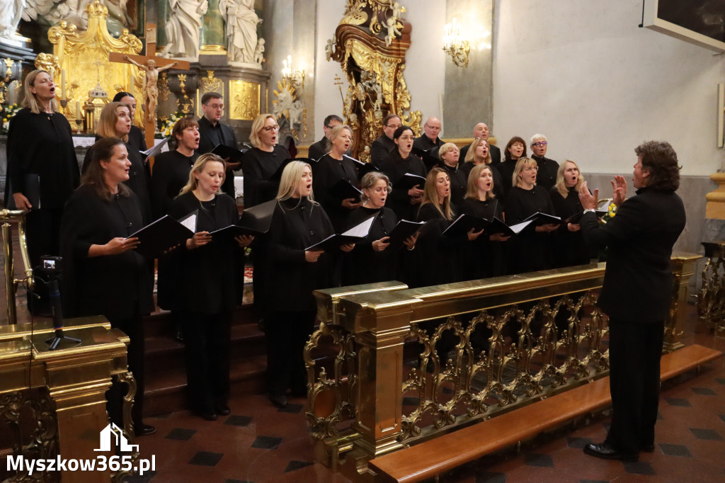 Fotorelacja II: XIV Międzynarodowy Festiwal Chóralnej Pieśni Maryjnej w Koziegłowach