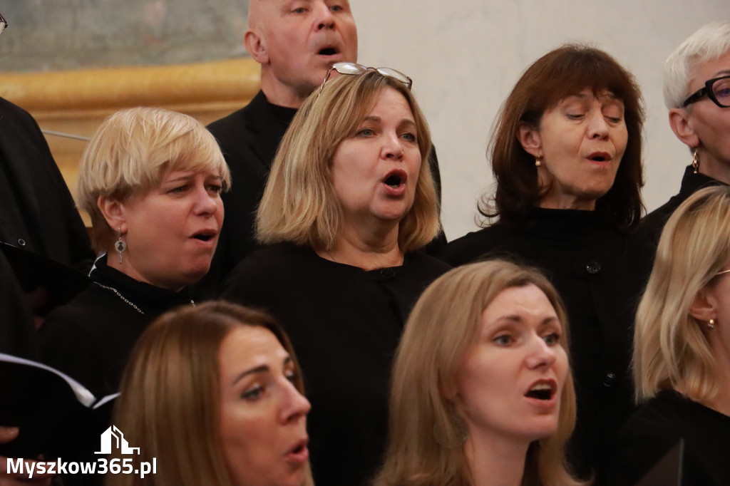 Fotorelacja II: XIV Międzynarodowy Festiwal Chóralnej Pieśni Maryjnej w Koziegłowach