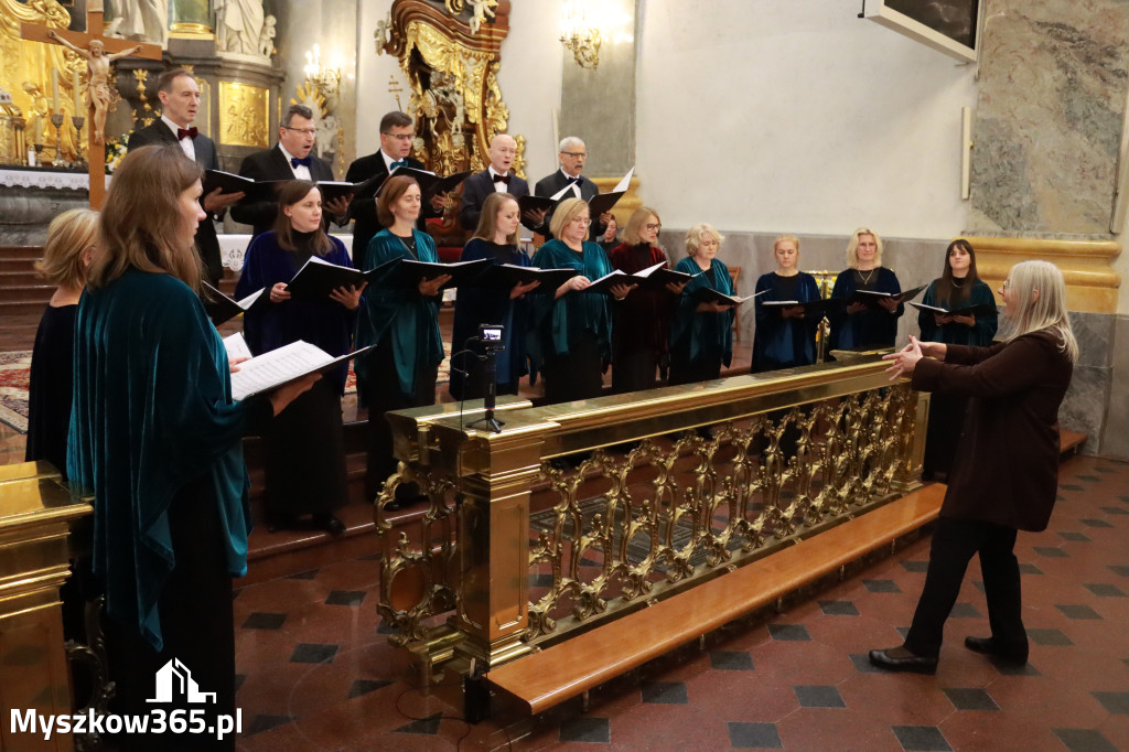 Fotorelacja II: XIV Międzynarodowy Festiwal Chóralnej Pieśni Maryjnej w Koziegłowach