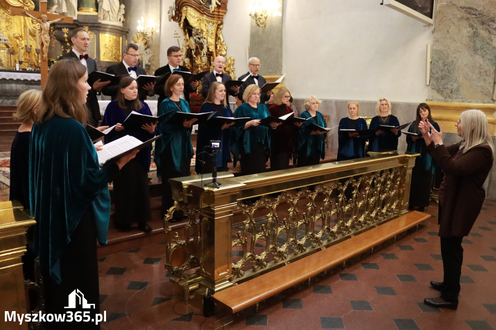 Fotorelacja II: XIV Międzynarodowy Festiwal Chóralnej Pieśni Maryjnej w Koziegłowach
