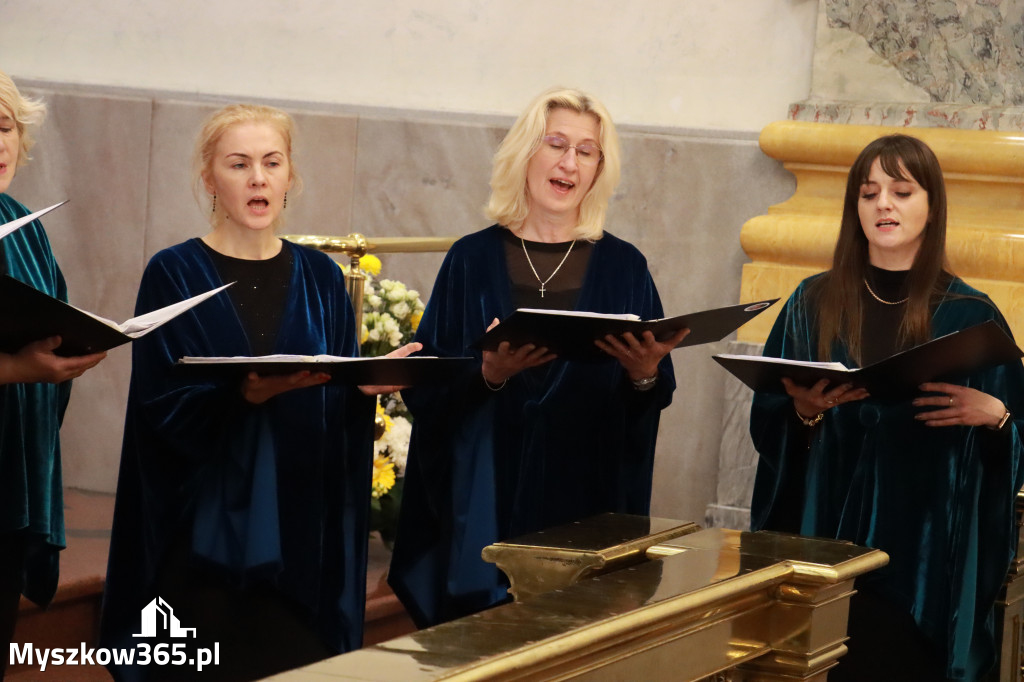 Fotorelacja II: XIV Międzynarodowy Festiwal Chóralnej Pieśni Maryjnej w Koziegłowach