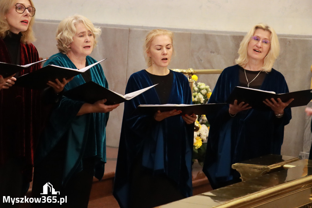 Fotorelacja II: XIV Międzynarodowy Festiwal Chóralnej Pieśni Maryjnej w Koziegłowach