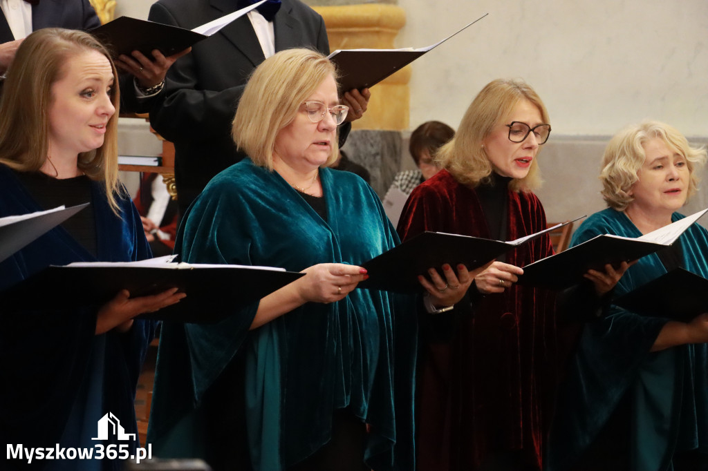 Fotorelacja II: XIV Międzynarodowy Festiwal Chóralnej Pieśni Maryjnej w Koziegłowach