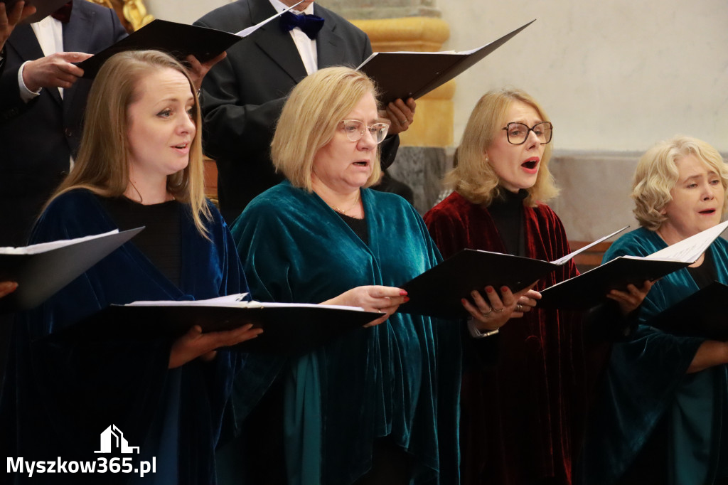 Fotorelacja II: XIV Międzynarodowy Festiwal Chóralnej Pieśni Maryjnej w Koziegłowach