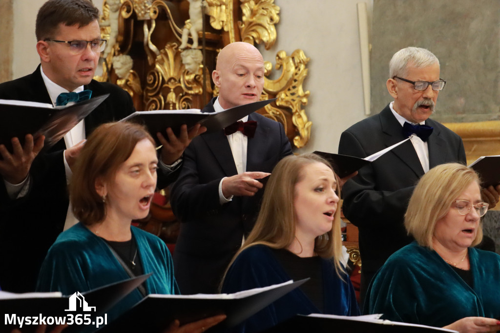 Fotorelacja II: XIV Międzynarodowy Festiwal Chóralnej Pieśni Maryjnej w Koziegłowach