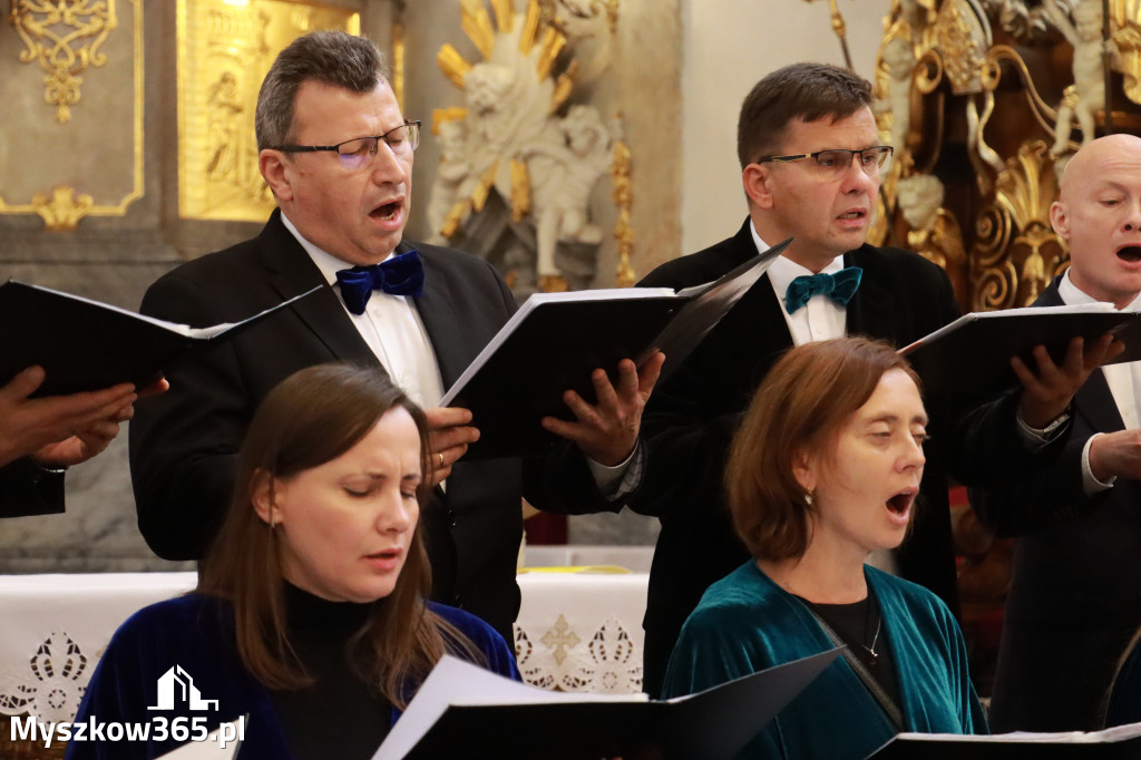 Fotorelacja II: XIV Międzynarodowy Festiwal Chóralnej Pieśni Maryjnej w Koziegłowach