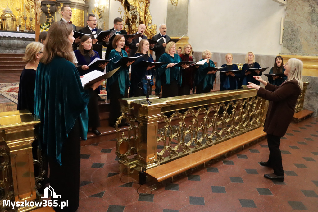 Fotorelacja II: XIV Międzynarodowy Festiwal Chóralnej Pieśni Maryjnej w Koziegłowach