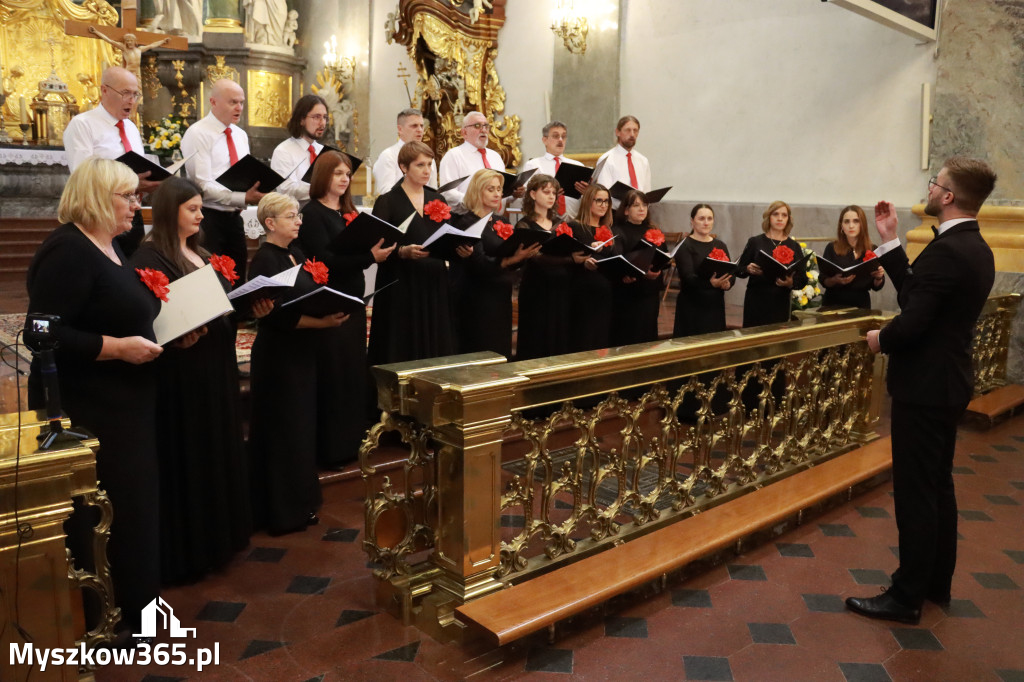 Fotorelacja II: XIV Międzynarodowy Festiwal Chóralnej Pieśni Maryjnej w Koziegłowach
