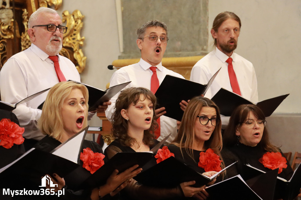 Fotorelacja II: XIV Międzynarodowy Festiwal Chóralnej Pieśni Maryjnej w Koziegłowach