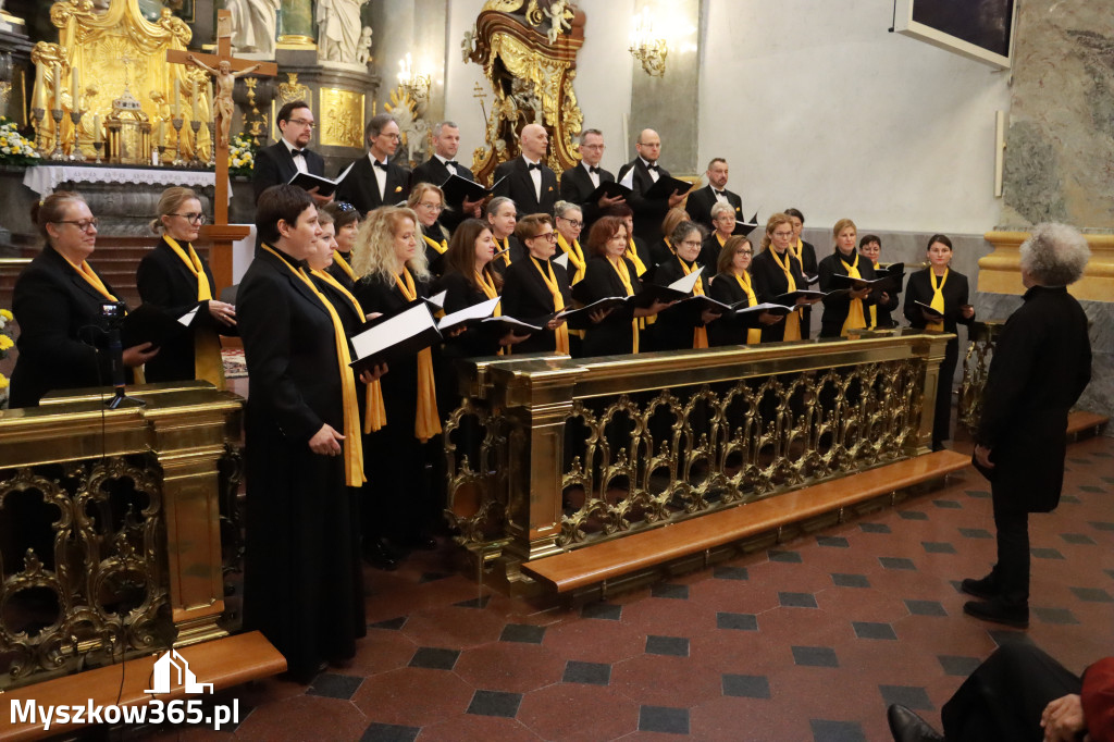 Fotorelacja II: XIV Międzynarodowy Festiwal Chóralnej Pieśni Maryjnej w Koziegłowach