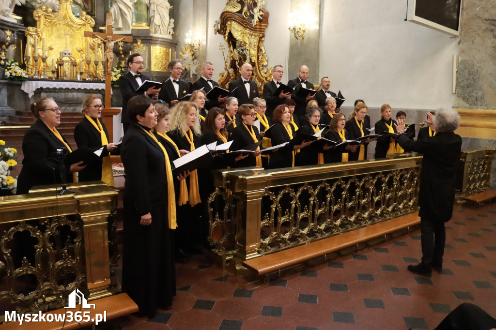 Fotorelacja II: XIV Międzynarodowy Festiwal Chóralnej Pieśni Maryjnej w Koziegłowach