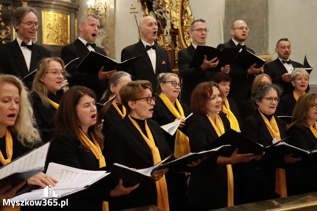 Fotorelacja II: XIV Międzynarodowy Festiwal Chóralnej Pieśni Maryjnej w Koziegłowach