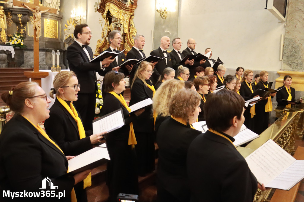 Fotorelacja II: XIV Międzynarodowy Festiwal Chóralnej Pieśni Maryjnej w Koziegłowach