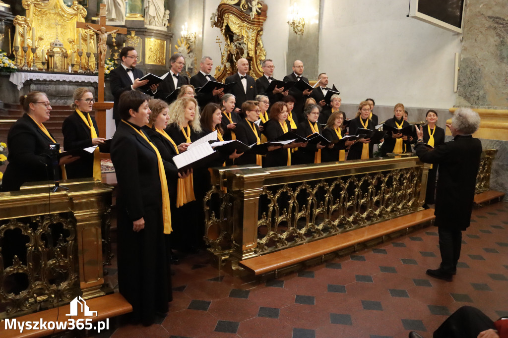 Fotorelacja II: XIV Międzynarodowy Festiwal Chóralnej Pieśni Maryjnej w Koziegłowach