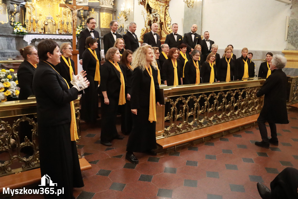 Fotorelacja II: XIV Międzynarodowy Festiwal Chóralnej Pieśni Maryjnej w Koziegłowach